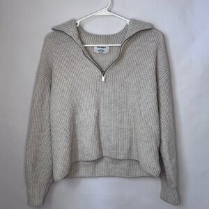 Old Navy Sweater